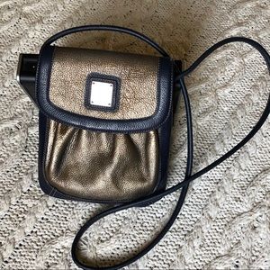 Tignanello crossbody bag. 8 x 9
